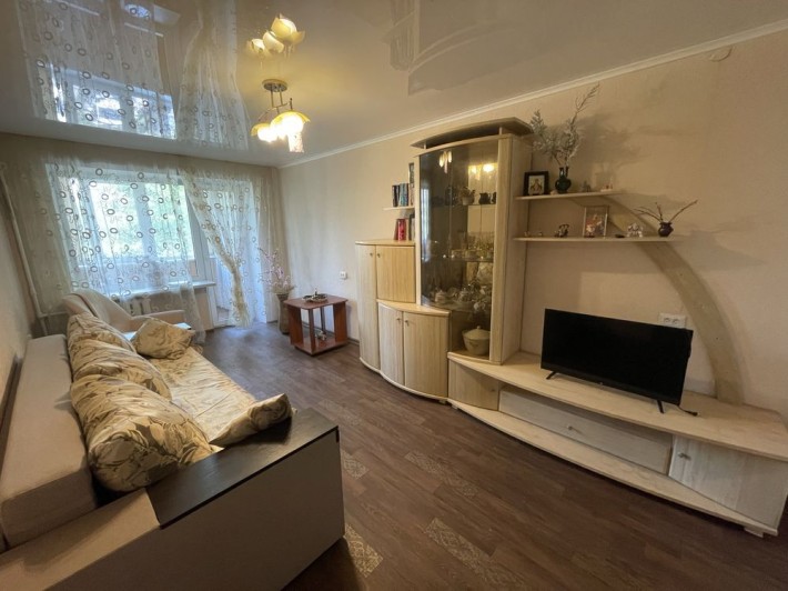 Квартира біля моря подобово 3-х кімнатна вільна з 3.08 - фото 1