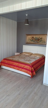 Сдам свою 1ю квартиру посуточно в Черноморске - фото 1