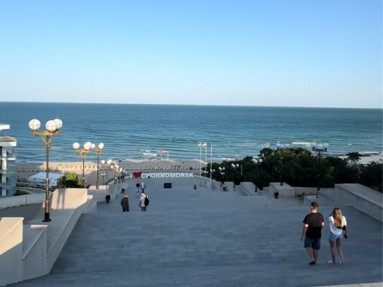 Сдам посуточно однокомнатную на Парковой! Черноморск