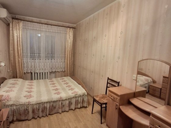 Сдам посуточно 2к квартиру , 1 линия от Моря ! Чорноморськ