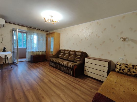 Сдам посуточно 2-х комнатную на Парковой Чорноморськ