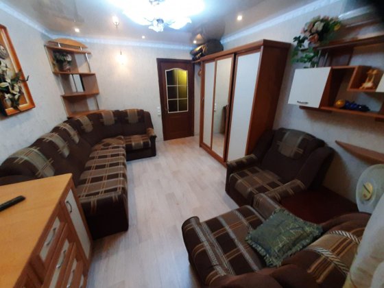 Сдам свою 2х комнатную квартиру Парковая 22 по суточно, Черноморск