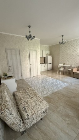Сдам студию в Черномоске, парковая 48а - фото 1