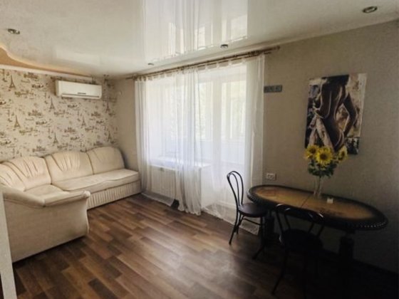 Квартира  посуточно двухкомнатная Берестин