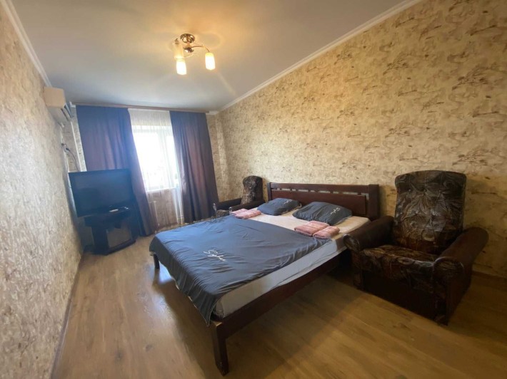 Сдам отдыхающим 2 комнатную квартиру на Парковой 6 - фото 1