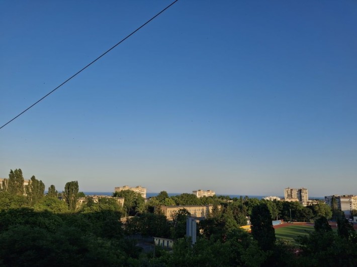 Сдам посуточно квартиру ЧЕРНОМОРСК - фото 1