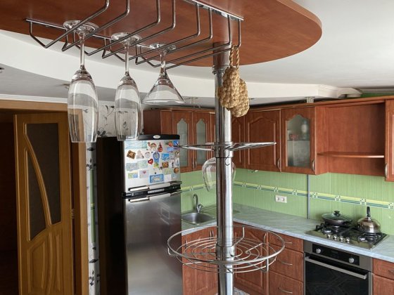 Подобово 2 - кім. кв.  у м. Черноморськ ( Ілічівськ) вул Паркова 22 Черноморск