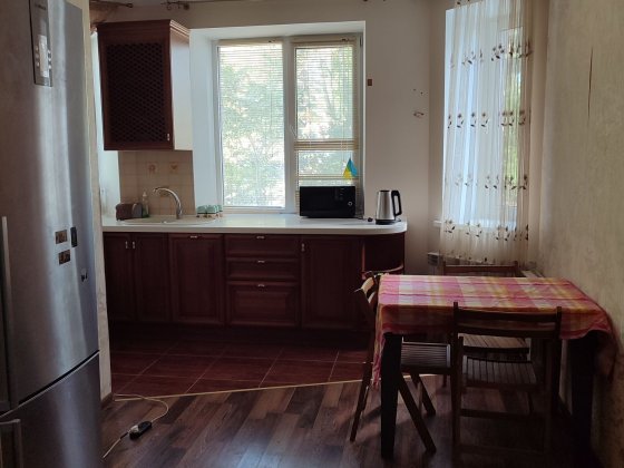 Сдам 2х кв с закрытой территорией Чорноморськ