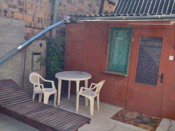 Подобово літній будинок біля річки Миргород