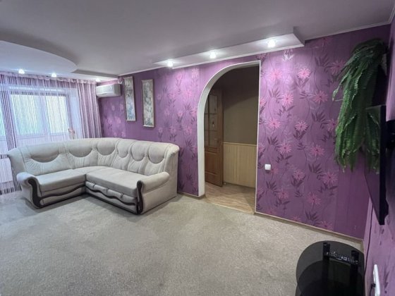 Здам 3 кімнатну квартиру Центр подобово  / Сдам квартиру посуточно Павлоград