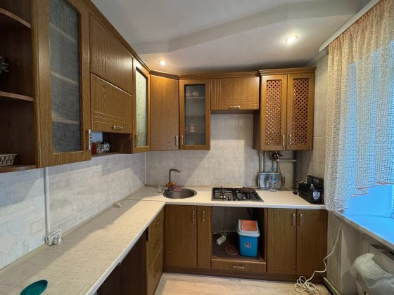 Продам 2к Площадь Обороны 7 малая Вергунка Луганськ