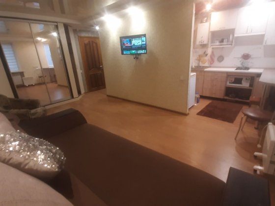 !!!ВІЛЬНА!!! Квартира подобово в ЦЕНТРІ