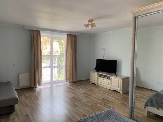 З 11.08 1 кімн в центрі ( кл Козявкіна, ринок) Трускавець