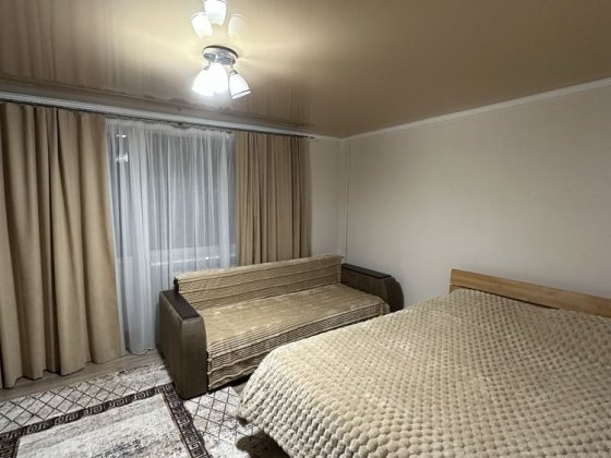 погодинно/подобово різні райони. 8 спальних місць Луцьк