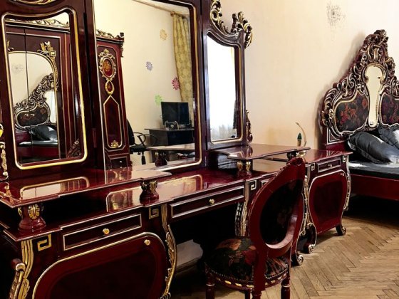 квартира  в центрі подобово Черновцы