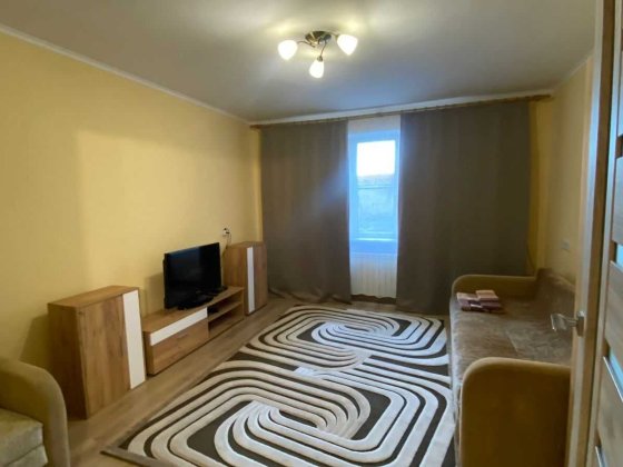 Двокімнатна, центр, Шумна 28 Ужгород