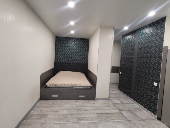 Подобово 1 кімнатна квартира в центрі міста Черкаси