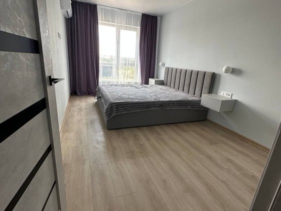 Сдам від власника  квартиру з видом на  на Днепр.  Басейн!.перша сдача Черкаси