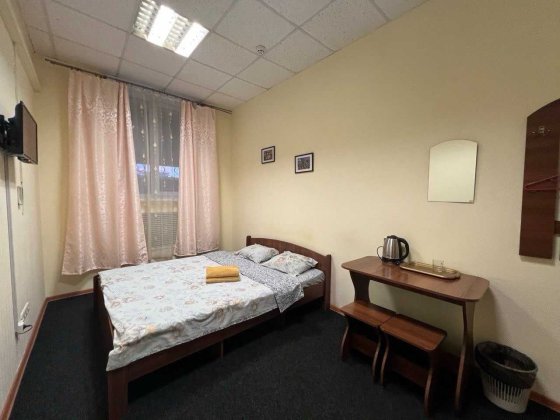 1к Окрема Кімната в бомбосховищі, міні-готель у центрі,подобово Киев