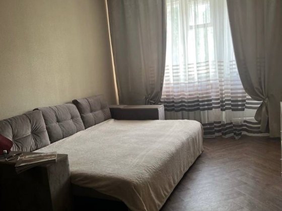 Почасово ,посуточно 1-кв центр Кропивницкий