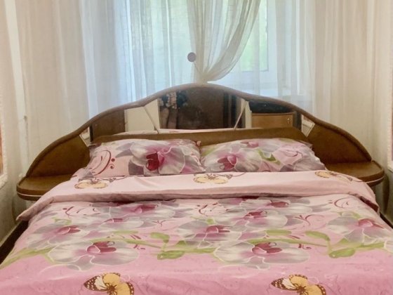 Почасово ,посуточно 2-к в центре Кропивницкий