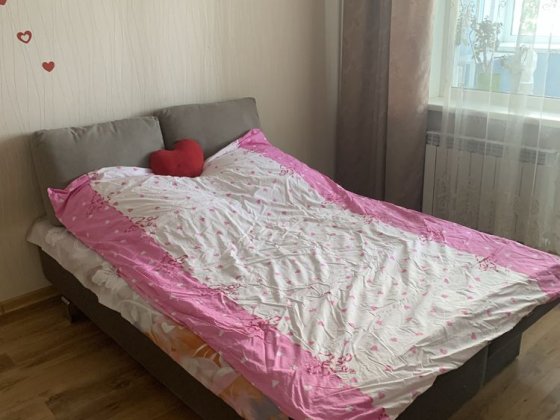 Квартира подобово , почасово Троєщина Киев