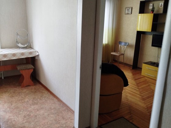 Квартира подобово/посуточно біля 9 лікарні.Правий берег.