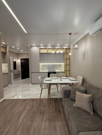 Посуточно квартира 43 Жемчужина Каманина Аркадия - фото 1