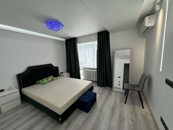 Здам 3-х кім квартиру подобово ! Київ