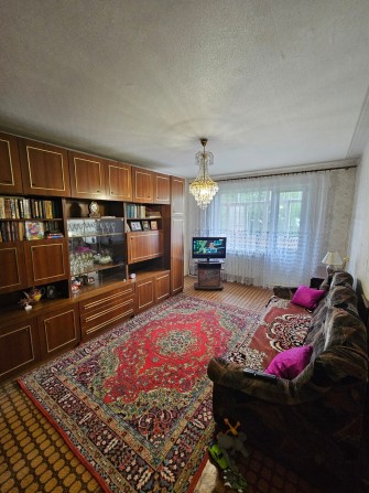 Продам 2-х комнатную квартиру с А/О, 2-9 эт., на кв.Комарова - фото 1