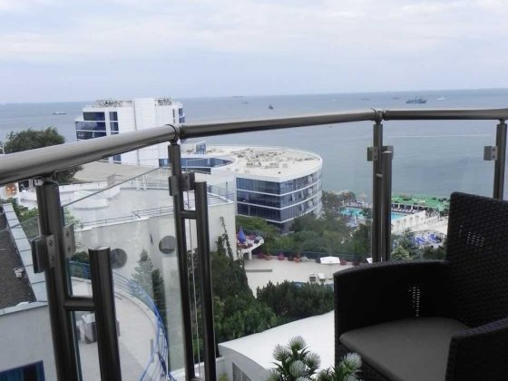 Здам подобово свою студію з терасою біля моря (пляж Чайка) ЖК Міконос Одеса