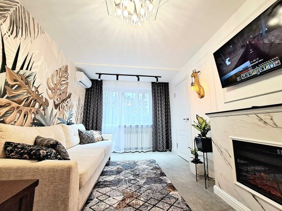 NEW Квартира біля ТРЦ Нікольський, джакузі, SMART TV, центр, подобово Харків