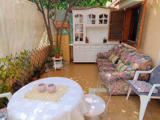 Оренда квартири подвір'я Santiago de la Ribera Море Іспанія відпочинок Киев