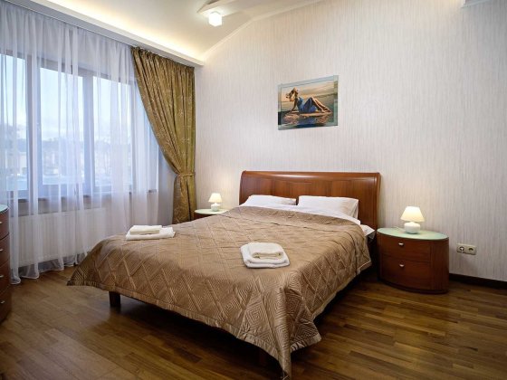 Квартира посуточно Дерибасовская Греческая,  2 спальни кухня джакузи Одеса