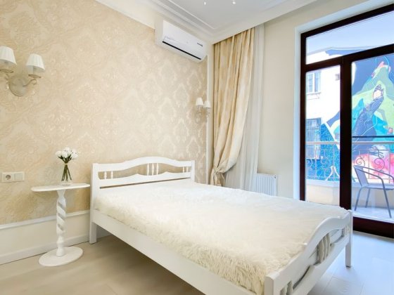 Сдам посуточно однокомнатную квартиру на Французский бульвар, ЖК Крит Одесса