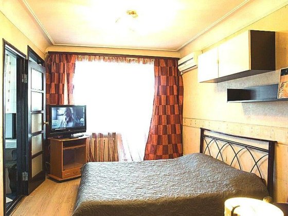 Пр. Науки 7 , с отличным евро ремонтом возле м.Научная ! Харьков