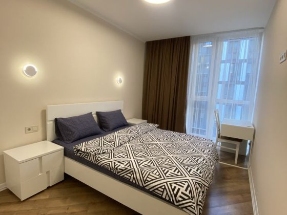 Подобова оренда Липинського Авалон Тайм Львов