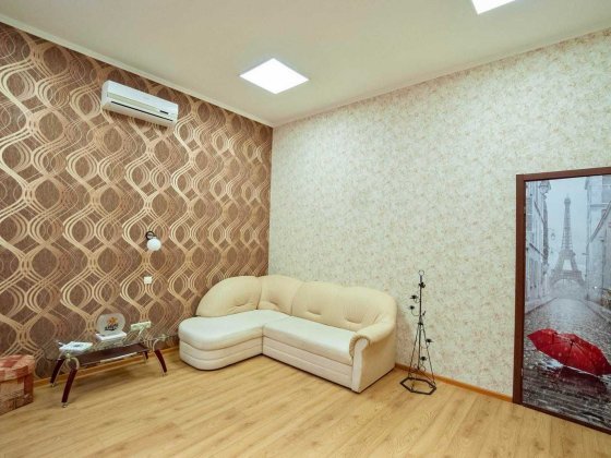 ОТ ХОЗЯИНА.  Сдам посуточно шикарную 2 -комн. квартиру в центре города Одеса