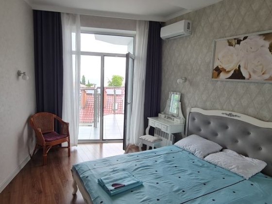 Свободна с 4- 9.07 Квартира ЖК Миконос  Терасса .Море. 10 фонтана Одесса