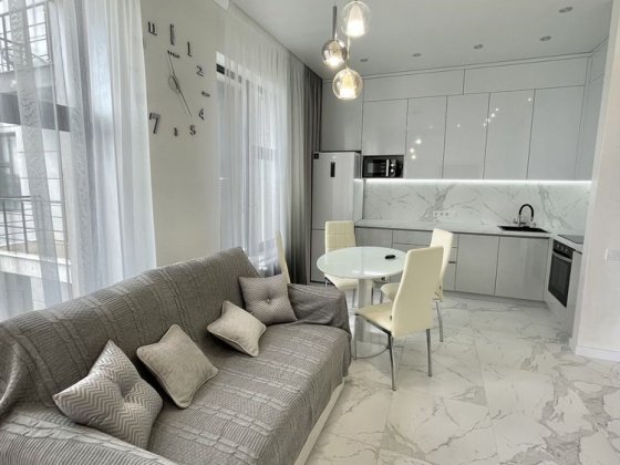 Свободна посуточно квартира с террасой, возле моря, пляж Чайка Одеса