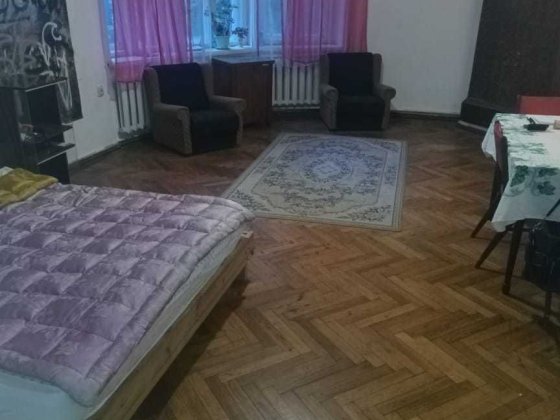 Сдам посуточно квартиру в центре 2комн. Б.Арнаутская 21. Одеса