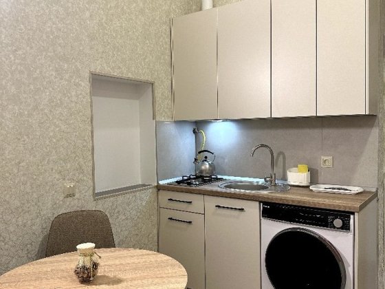 Східниця оренда житла, квартира з власною кухнею Сходница