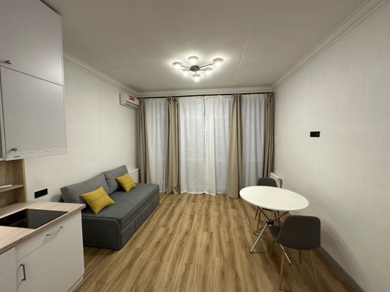 Сдам 1ком кв посуточная на ул Бувалкина. Ліски