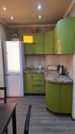 Здається затишна студія в центрі Кароліно-Бугазу - фото 1