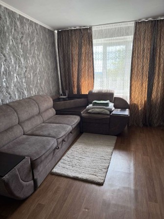 Здам двокімнатну квартиру в центрі міста подобово - фото 1