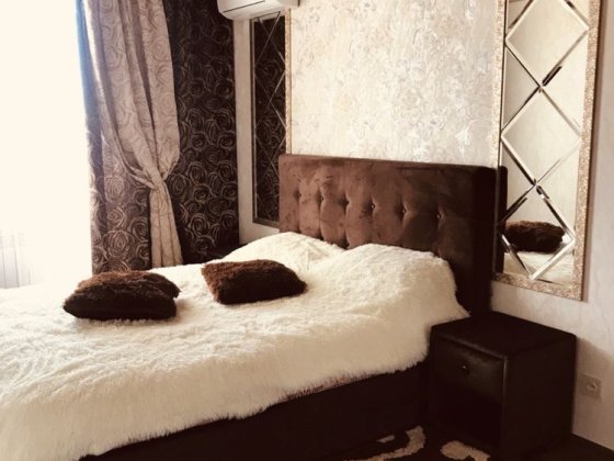 Подобово від власника двокімнатні апартаменти в центрі на набережній Степная