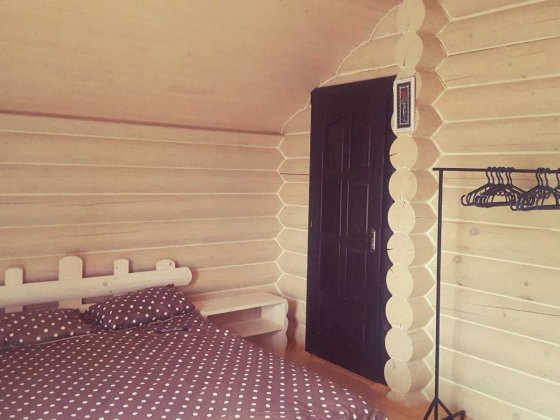 Житло біля термальних басейнів Берегово