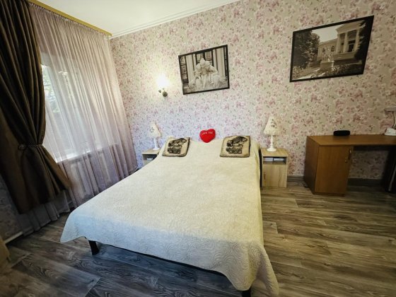 ЗДАЄТЬСЯ затишний будинок подобово біля моря (10 хв пішки). Чорноморськ