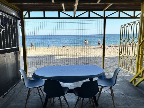 Домик (курень)  ВІЛЬНО з 06.08 в 50 метрах від моря Черноморск