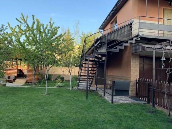 Сдам жилье посуточно(частный сектор) Черноморск